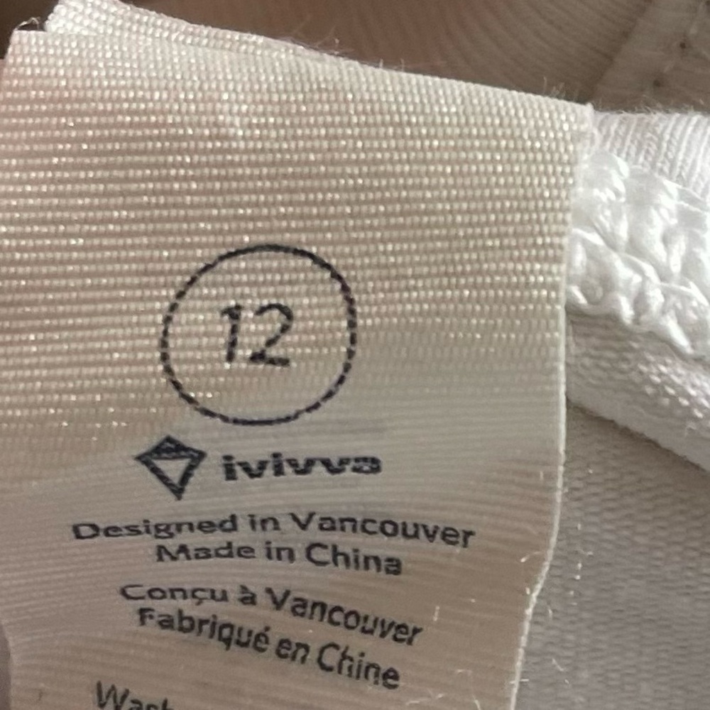 Ivivva romper - Picture 4 of 4